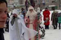 Районные и городские депутаты продолжают радовать детишек новогодними развлечениями *** Саратовская область, город Маркс - январь 2019 год (marksadm.ru)