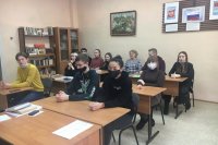 Встреча полицейских со студентами колледжа искусств *** Саратовская область, город Маркс - март 2021 год (marksadm.ru)