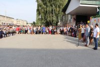 Сегодня во всех школах прошли торжественные линейки, посвященные Дню Знаний *** Саратовская область, город Маркс - сентябрь 2021 год (marksadm.ru)
