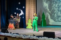 В ЦДК, под патронатом главы района, состоялись новогодние театрализованные представления "Волшебный компас Деда Мороза или как спасти Новый год" *** Саратовская область, город Маркс - декабрь 2021 год (marksadm.ru)