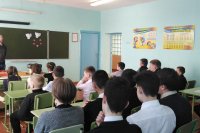 Участник СВО, прибывая в отпуске, посетил свою родную школу *** Саратовская область, город Маркс - март 2023 год (marksadm.ru)