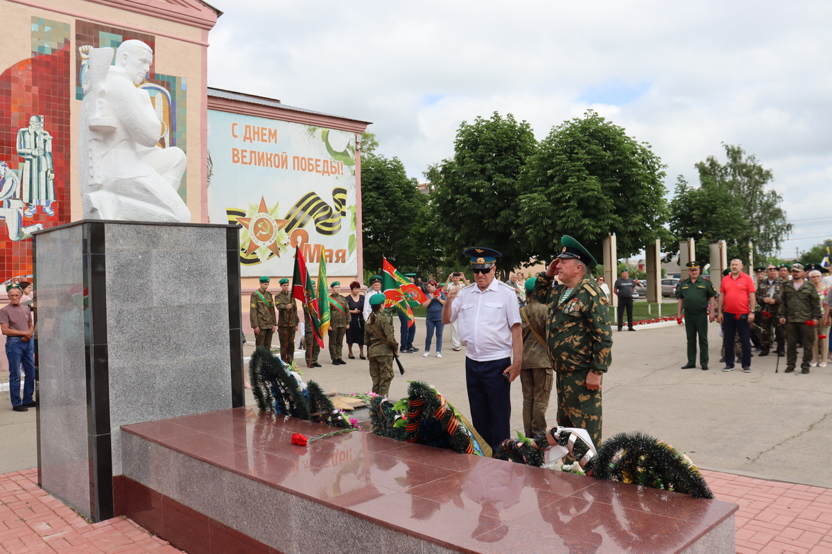 Пограничникам посвящается. Пограничные войска. С днем пограничника. Калининградская группа пограничных войск. Пограничные войска России.